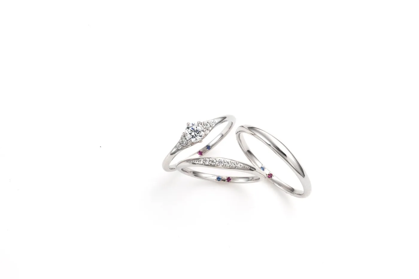 Coffret Couleur Coffret Passion (Passion) engagement ring and wedding band set – available at Venus Tears - JEM, Singapore